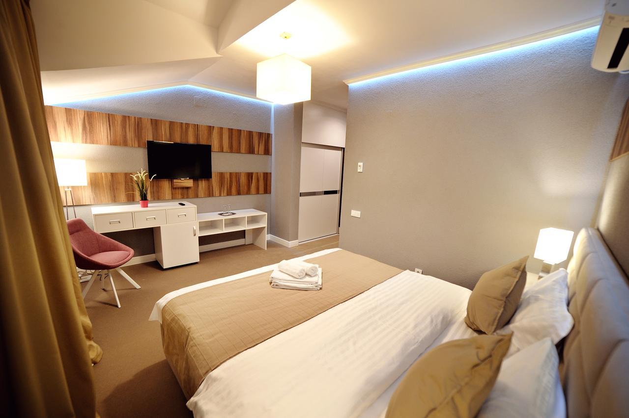 Hotel Roberto Slanic Prahova Ngoại thất bức ảnh